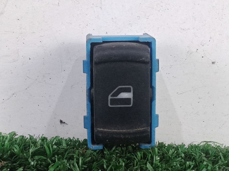 Recambio de mando elevalunas delantero derecho para skoda octavia berlina (1z3) 1.9 tdi referencia OEM IAM   