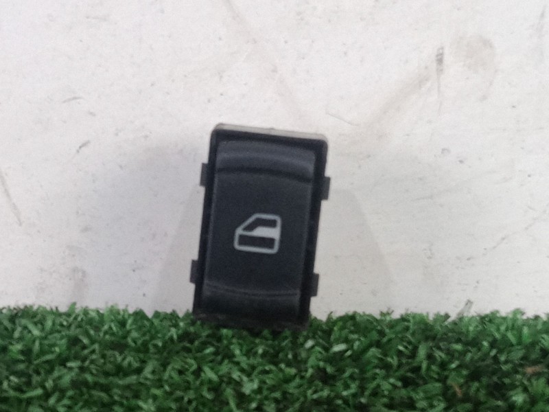 Recambio de mando elevalunas trasero derecho para volkswagen passat berlina (3b2) 1.9 tdi referencia OEM IAM   