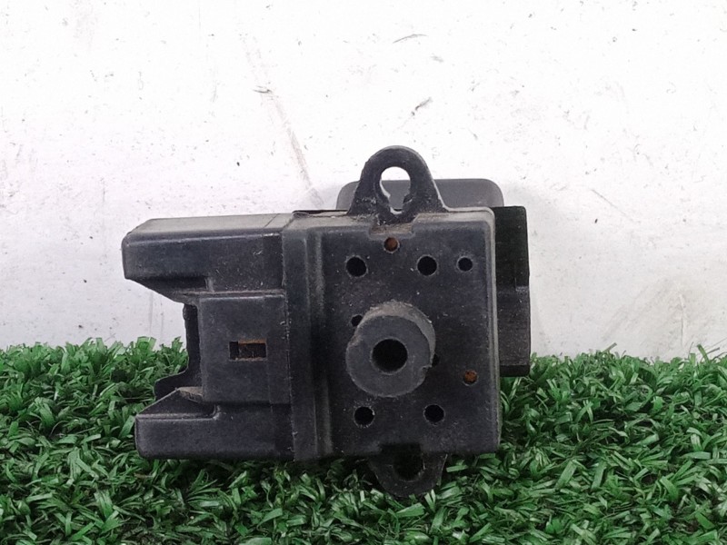 Recambio de mando elevalunas delantero derecho para mg serie 25 (rf) 1.4 16v cat referencia OEM IAM   