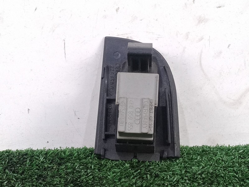 Recambio de mando elevalunas trasero derecho para audi a6 berlina (4b2) 1.9 tdi referencia OEM IAM   