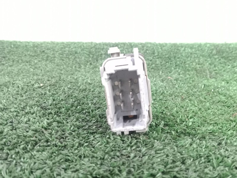 Recambio de mando elevalunas delantero derecho para renault scenic ii 1.6 16v referencia OEM IAM   