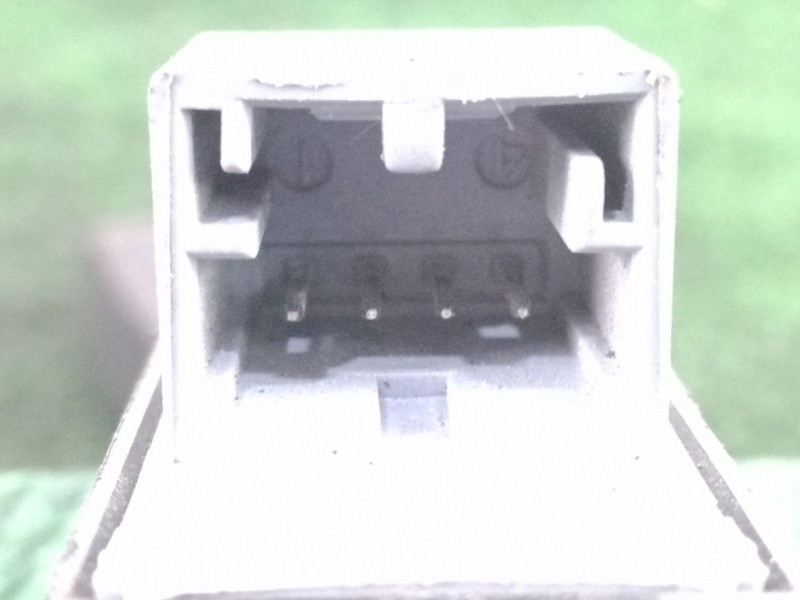 Recambio de mando elevalunas delantero derecho para volkswagen polo (9n3) 1.4 tdi referencia OEM IAM 6Q0959856 4.PINES 