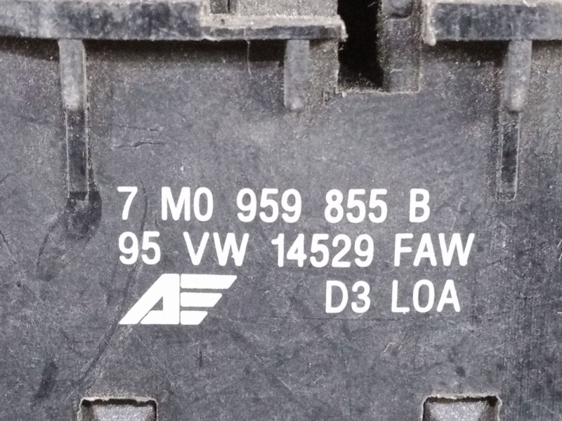 Recambio de mando elevalunas delantero izquierdo para seat alhambra (7v8) 2.0 referencia OEM IAM 7M0959855B  95VW14529FAW