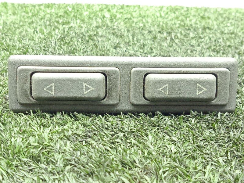 Recambio de mando elevalunas delantero izquierdo para seat malaga 1.2 referencia OEM IAM 23221 2.BOTONES 