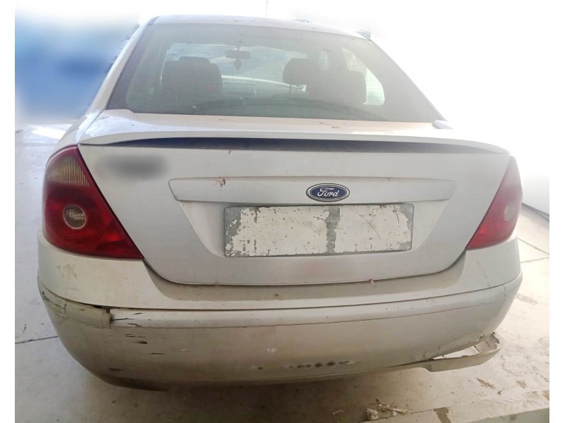 ford mondeo iii sedán (b4y) del año 2001