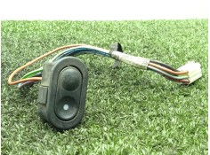 Recambio de mando elevalunas delantero derecho para opel astra f berlina 1.6 cat referencia OEM IAM 90383585  03720101
