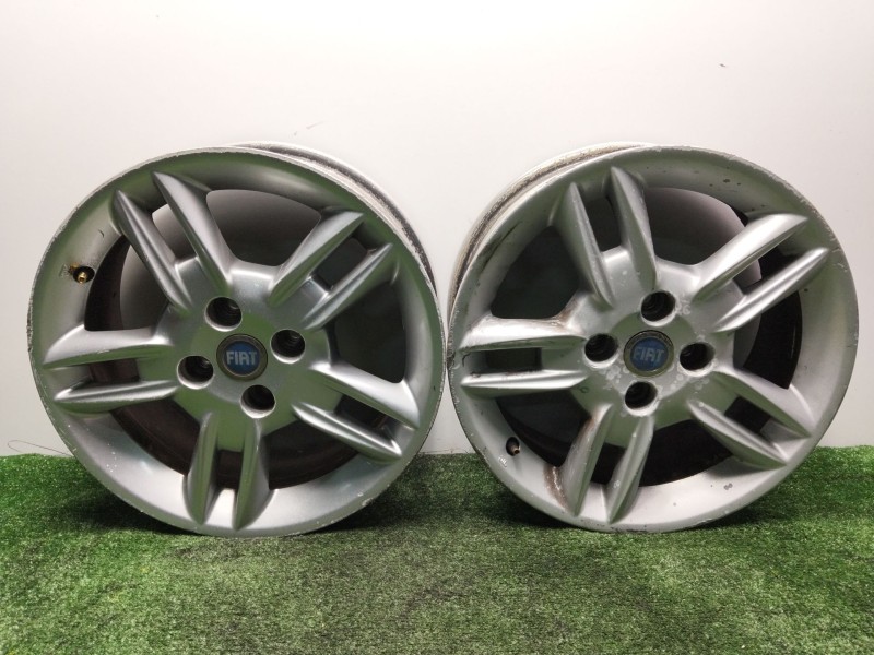 Recambio de juego llantas para fiat punto (188_) 1.2 60 (188.030, .050, .130, .150, .230, .250) referencia OEM IAM 51721261 15´´