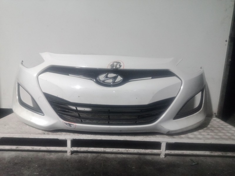 Recambio de paragolpes delantero para hyundai i30 (gd) 1.4 crdi referencia OEM IAM  LEVE BOLLO 