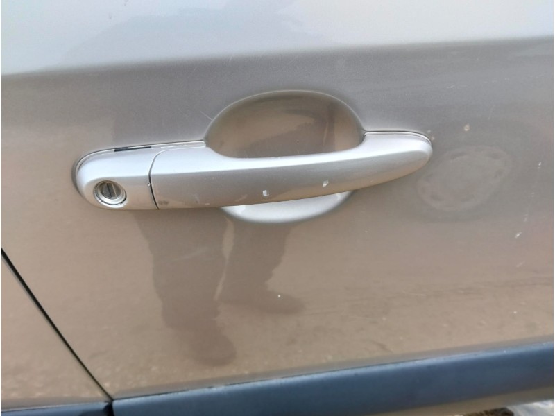 Recambio de maneta exterior delantera derecha para hyundai tucson (jm) 2.0 crdi cat referencia OEM IAM   