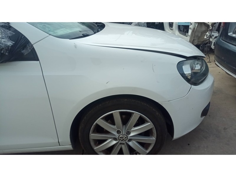 Recambio de aleta delantera derecha para volkswagen golf vi (5k1) 1.6 tdi referencia OEM IAM   