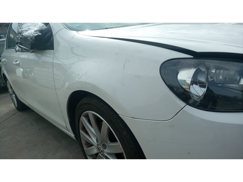 Recambio de aleta delantera derecha para volkswagen golf vi (5k1) 1.6 tdi referencia OEM IAM   