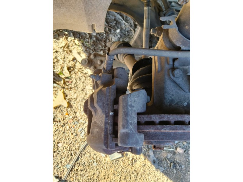 Recambio de portapinzas para citroën xsara coupe 1.9 turbodiesel referencia OEM IAM   