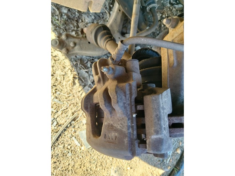 Recambio de portapinzas para citroën xsara coupe 1.9 turbodiesel referencia OEM IAM   