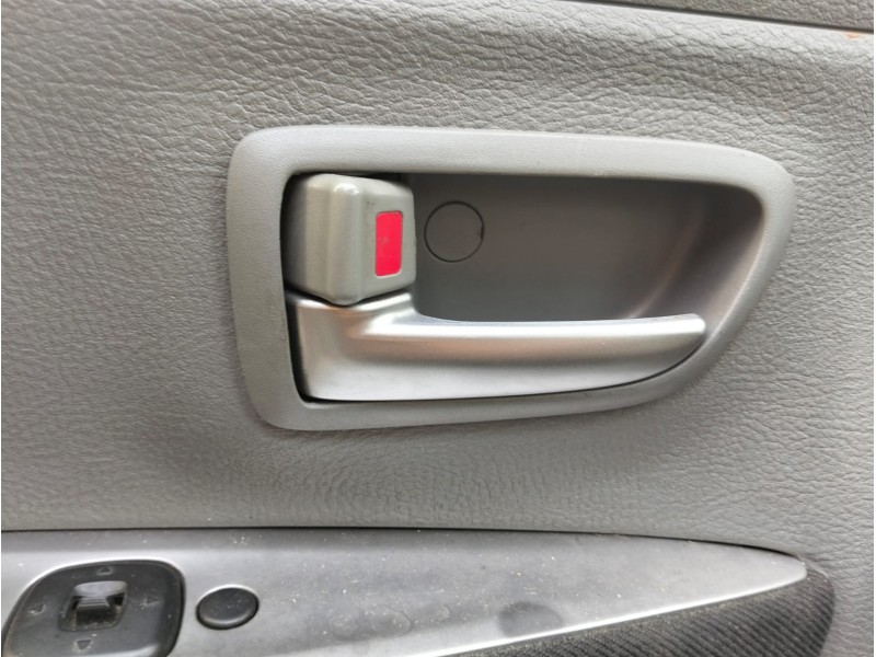 Recambio de maneta interior delantera izquierda para mazda 2 (dy) 1.4 referencia OEM IAM   