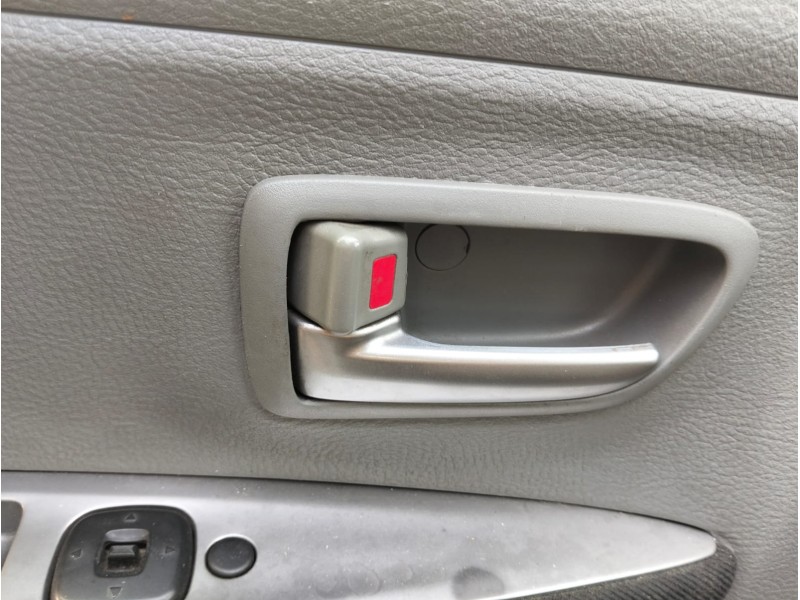 Recambio de maneta interior delantera izquierda para mazda 2 (dy) 1.4 referencia OEM IAM   