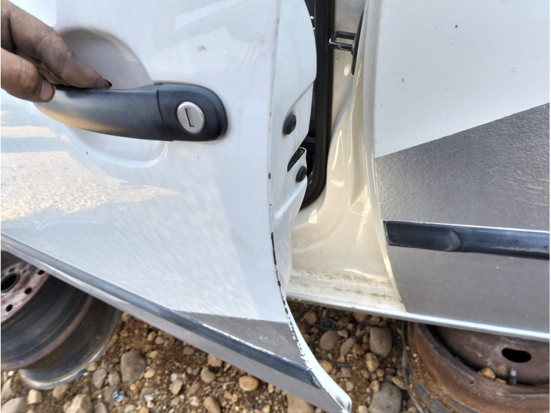 Recambio de puerta delantera izquierda para seat ibiza iii (6l1) 1.4 tdi referencia OEM IAM   