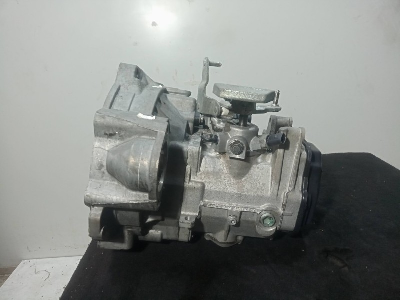 Recambio de caja cambios para volkswagen passat b6 (3c2) 1.9 tdi referencia OEM IAM   5 VELOCIDADES