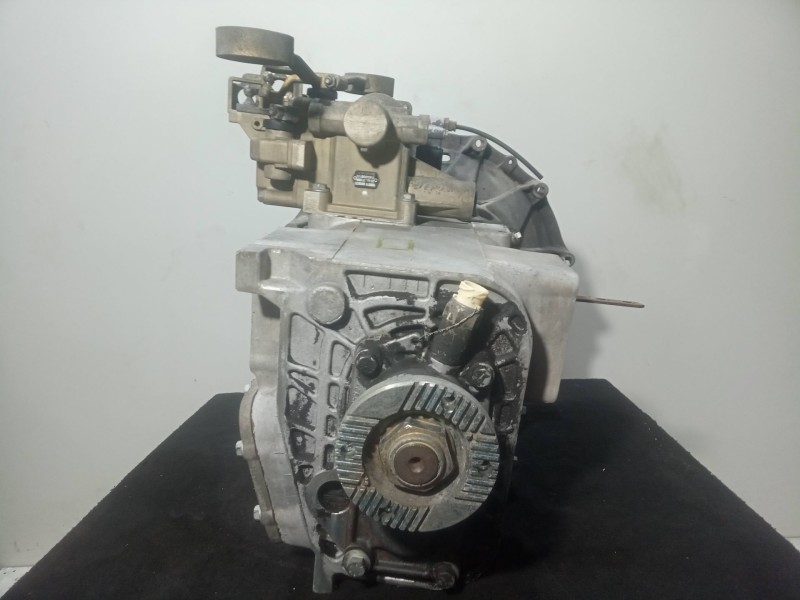 Recambio de caja cambios para iveco eurocargo 100e18 e5 referencia OEM IAM   6 VELOCIDADES