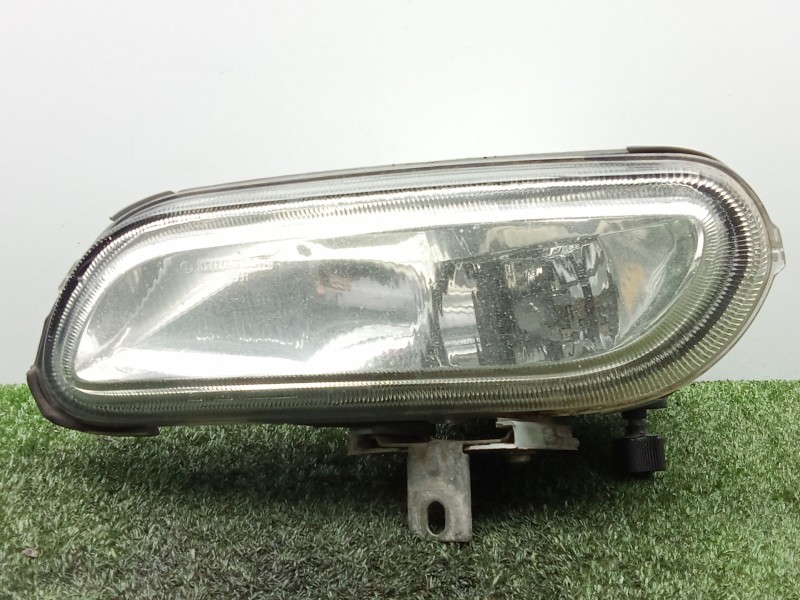 Recambio de faro antiniebla izquierdo para peugeot 406 (8b) 2.1 td 12v referencia OEM IAM   