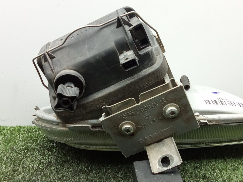 Recambio de faro antiniebla izquierdo para peugeot 406 (8b) 2.1 td 12v referencia OEM IAM   