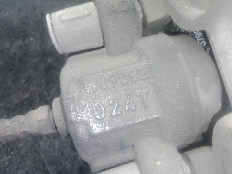 Recambio de pinza freno trasera izquierda para bmw 4 descapotable (f33, f83) 420 d referencia OEM IAM W09082 - 324T  