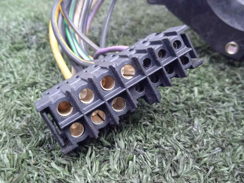 Recambio de mando luces para mercedes-benz clase c (w201) berlina 2.5 diesel referencia OEM IAM SINREFERENCIA  