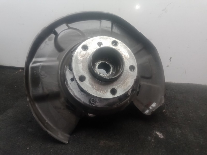Recambio de mangueta trasera izquierda para bmw 4 descapotable (f33, f83) 420 d referencia OEM IAM 011 - 011215P  