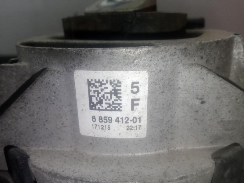 Recambio de soporte motor derecho para bmw 4 descapotable (f33, f83) 420 d referencia OEM IAM 685941201  