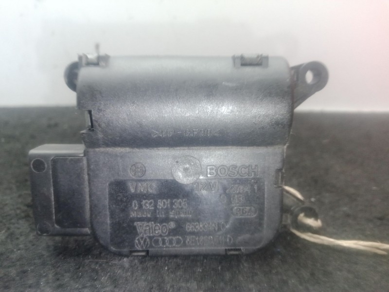 Recambio de motor apertura trampillas climatizador para audi a4 b6 descapotable (8h7) 2.5 tdi referencia OEM IAM 0132801305 - 8E