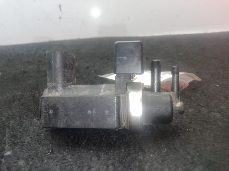 Recambio de valvula de vacio para audi a4 b6 descapotable (8h7) 2.5 tdi referencia OEM IAM 4E0906628  