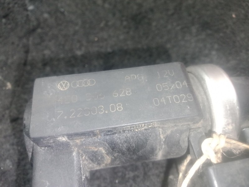 Recambio de valvula de vacio para audi a4 b6 descapotable (8h7) 2.5 tdi referencia OEM IAM 4E0906628  