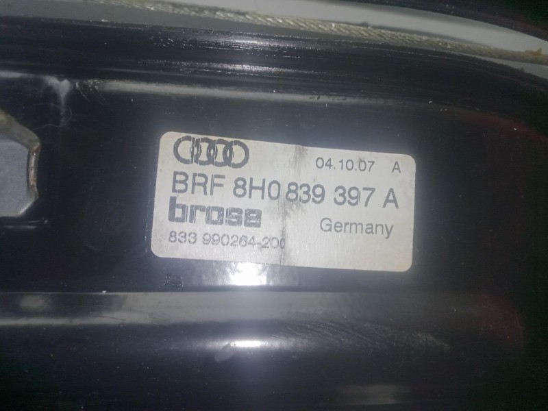 Recambio de elevalunas trasero izquierdo para audi a4 b6 descapotable (8h7) 2.5 tdi referencia OEM IAM 8H0839397A BROSE 