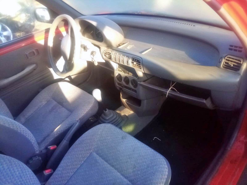 nissan micra ii (k11) del año 1994