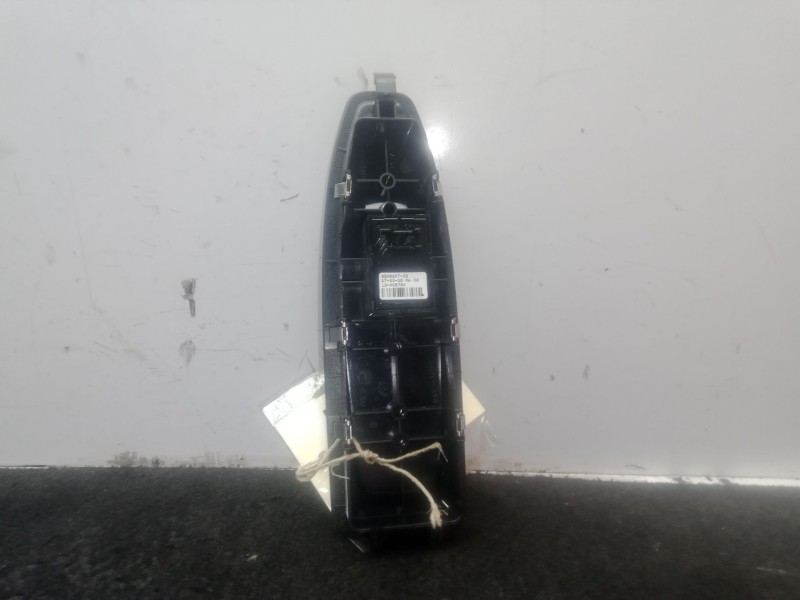 Recambio de mando elevalunas delantero derecho para bmw 4 descapotable (f33, f83) 420 d referencia OEM IAM 920810702  