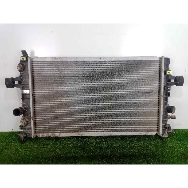 Recambio de radiador agua para opel astra h berlina 1.6 16v referencia OEM IAM 13145211 350X600X15 ALUMINIO
