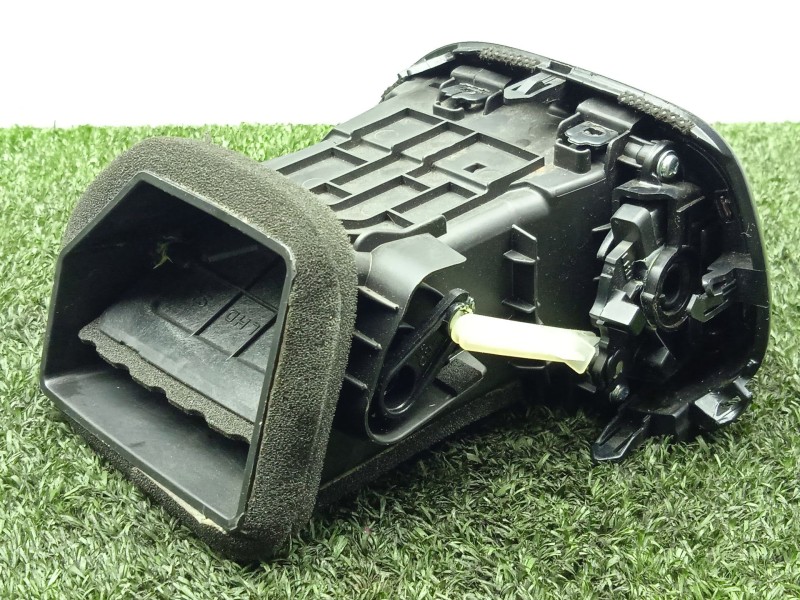Recambio de aireador delantero izquierdo para hyundai i30 fastback (pde, pden) 2.0 n referencia OEM IAM SIN REFERENCIA  