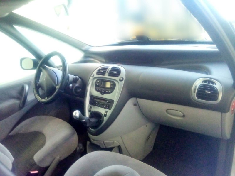 citroën xsara picasso (n68) del año 2009