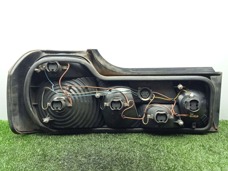 Recambio de piloto trasero derecho para bmw 7 (e32) 730 i, il referencia OEM IAM   