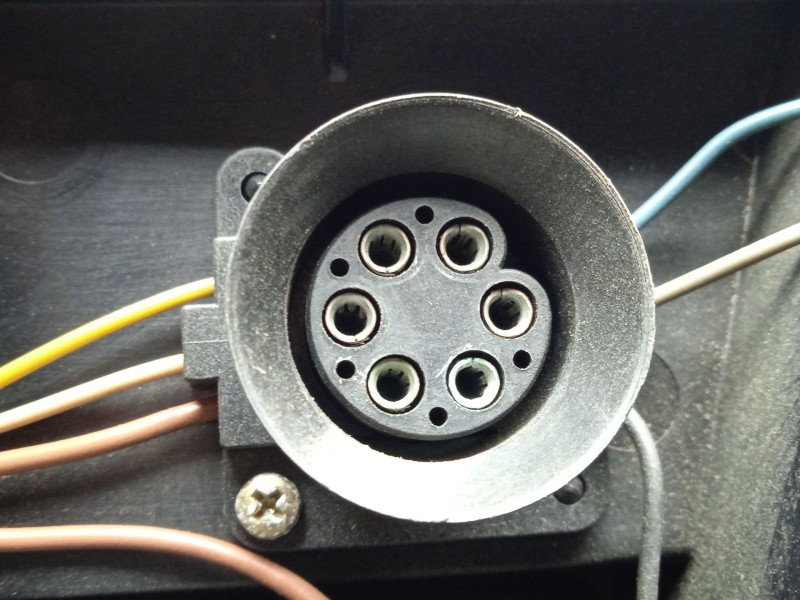 Recambio de piloto trasero izquierdo para bmw 7 (e32) 730 i, il referencia OEM IAM 1374041L - 38410  