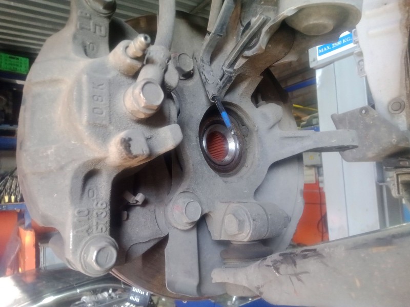 Recambio de mangueta delantera derecha para mitsubishi asx (ga_w_) 1.8 di-d 4wd (ga6w) referencia OEM IAM   