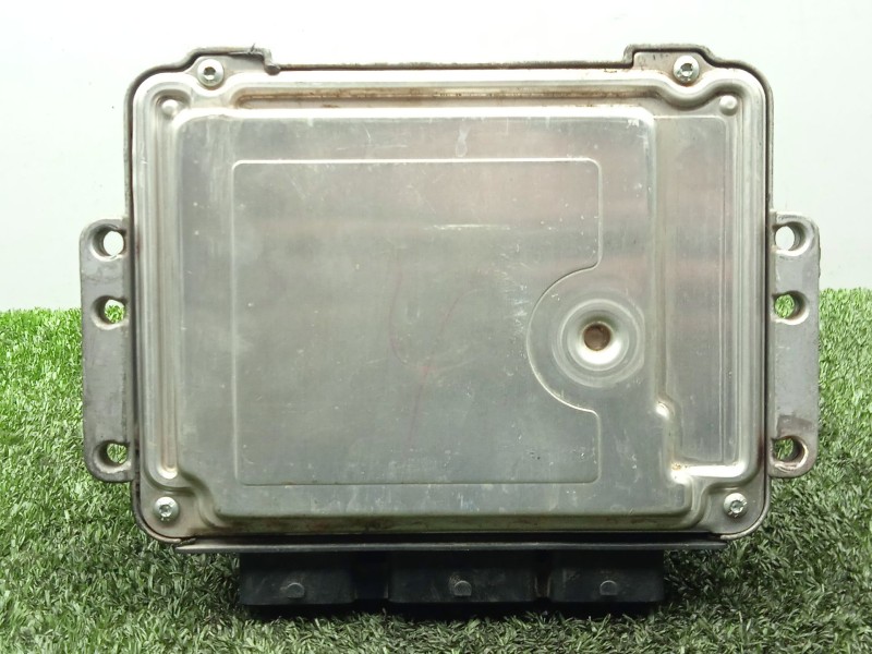 Recambio de centralita motor uce para mazda 3 (bk) 1.6 di turbo referencia OEM IAM 0281012530 - 1039S13909 - 5M6112A650BA 3CJA B