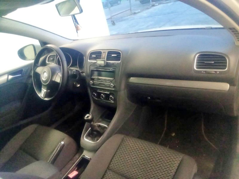 volkswagen golf vi (5k1) del año 2012