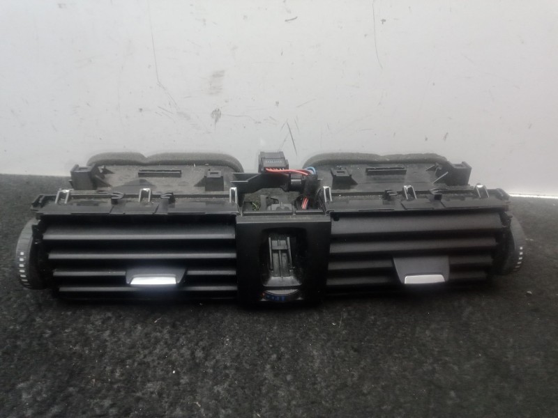 Recambio de aireador delantero central para bmw 4 descapotable (f33, f83) 420 d referencia OEM IAM 921855210 - 508835  