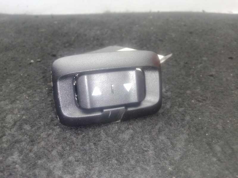 Recambio de interruptor para bmw 4 descapotable (f33, f83) 420 d referencia OEM IAM 9303958 - 20315810  