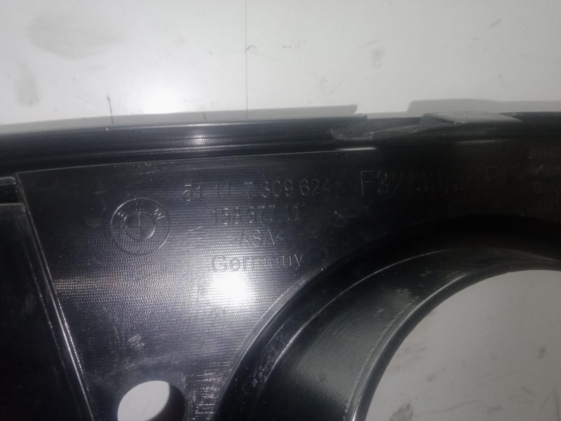 Recambio de rejilla paragolpes derecha para bmw 4 descapotable (f33, f83) 420 d referencia OEM IAM 51117309624  