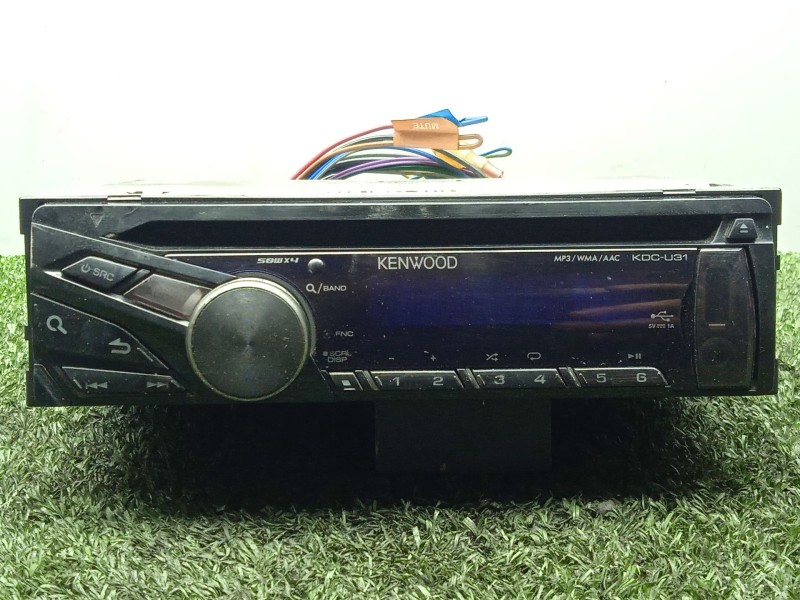 Recambio de sistema audio / radio cd para iveco daily iv caja/chasis 65c18 referencia OEM IAM KDCU31R - KE1824D0801512  KENWOOD