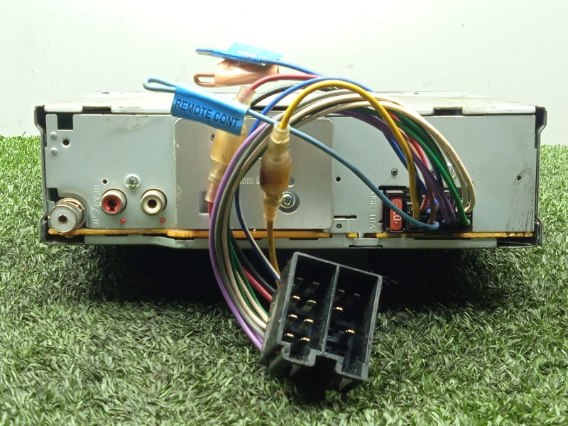 Recambio de sistema audio / radio cd para iveco daily iv caja/chasis 65c18 referencia OEM IAM KDCU31R - KE1824D0801512  KENWOOD