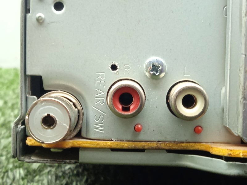 Recambio de sistema audio / radio cd para iveco daily iv caja/chasis 65c18 referencia OEM IAM KDCU31R - KE1824D0801512  KENWOOD