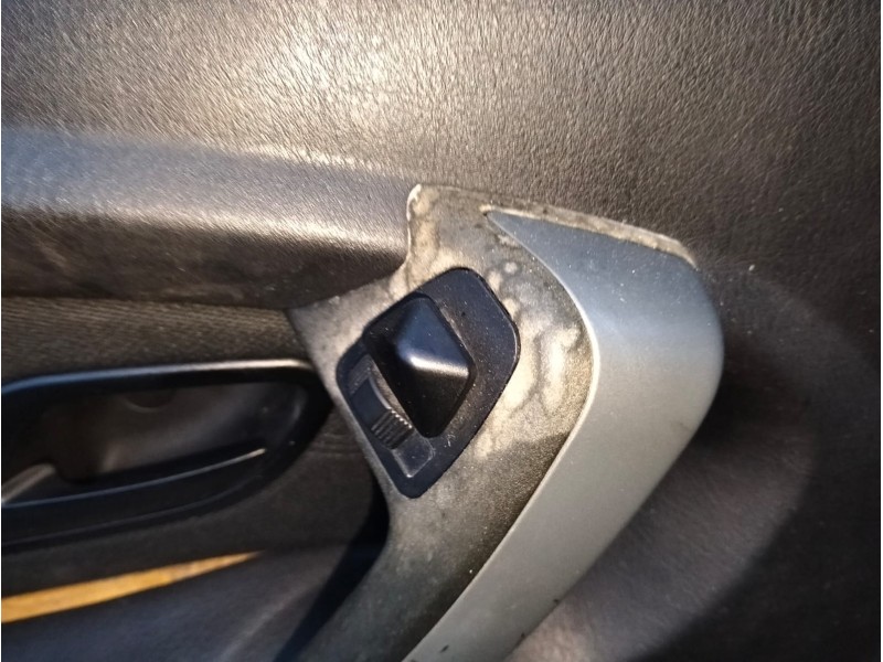 Recambio de guarnecido puerta delantera izquierda para bmw 3 compact (e46) 316 ti referencia OEM IAM   