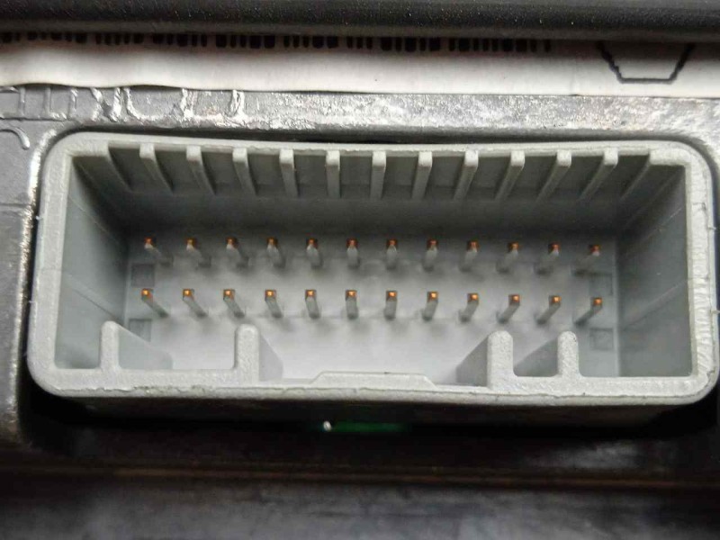 Recambio de cuadro instrumentos para renault scenic ii 1.9 dci diesel fap referencia OEM IAM 8200704466-8200704466D  